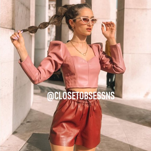 BLOGGER FAVE!!! ZARA Top with Balloon Sleeves - Picture 2 of 16